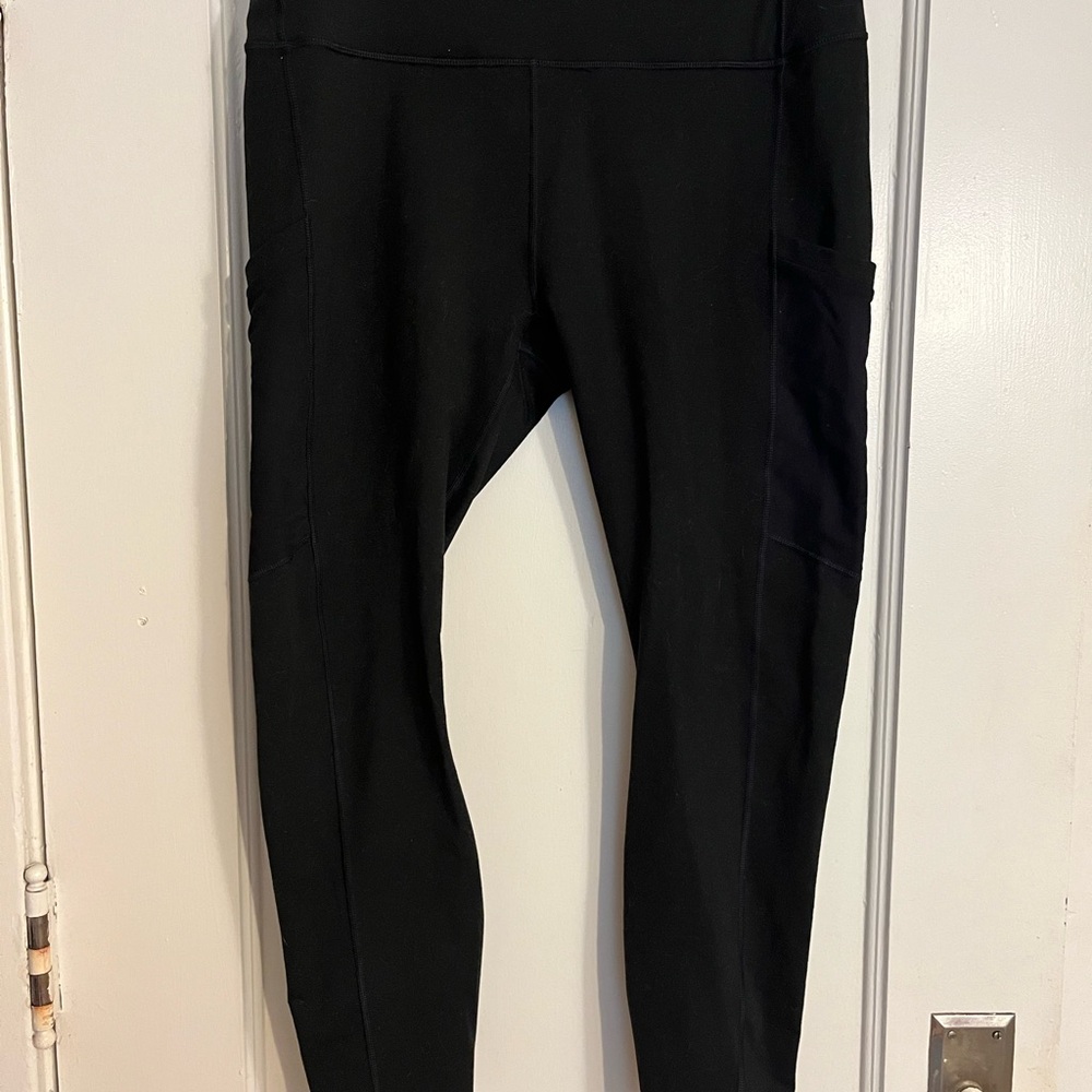 Fabletics: PowerHold Leggings